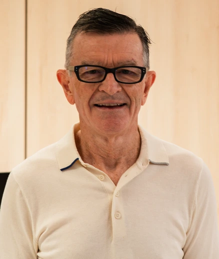 Dr Bill Medland Dr Bill Medland